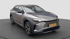 Grijs metallic Gebruikt 2025 Toyota bZ4X Business Edition SUV | € 40.300 (Eerlijke prijs)