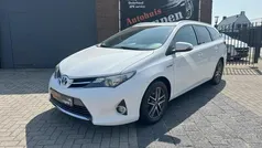Wit Gebruikt 2014 Toyota Auris Touring Sports Stationwagen | € 12.450 (Goede deal)