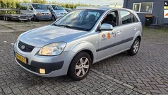 Gebruikt 2009 Kia Rio Hatchback | € 1.350 (Eerlijke prijs)