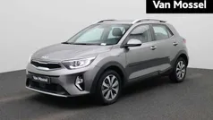 Grijs Gebruikt 2024 Kia Stonic SUV | € 25.440 (Eerlijke prijs)