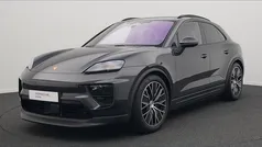 Gebruikt 2024 Porsche Macan SUV | € 104.750 (Eerlijke prijs)