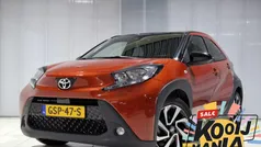 Rood Gebruikt 2023 Toyota Aygo Pulse Hatchback | € 17.749 (Eerlijke prijs)