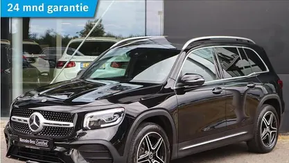 Zwart Gebruikt 2022 Mercedes GLB200 AMG line SUV | € 40.888 (Goede deal)