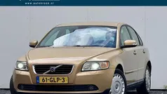 Geel Gebruikt 2008 Volvo S40 Sedan | € 3.900 (Eerlijke prijs)
