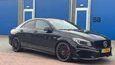 Zwart, metallic lak Gebruikt 2014 Mercedes CLA45 AMG AMG Sedan | € 20.990 (Goede deal)