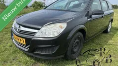 Zwart, metallic lak Gebruikt 2009 Opel Astra Business Stationwagen | € 1.499 (Goede deal)
