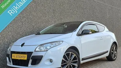 Wit Occasion 2010 Renault Mégane Coupé Coupé | € 6.495 (Eerlijke prijs)