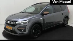 Grijs Gebruikt 2023 Dacia Jogger Extreme MPV | € 22.435 (Eerlijke prijs)