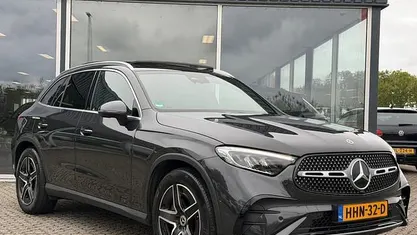 Grijs Occasion 2024 Mercedes GLC200 AMG SUV | € 58.500 (Eerlijke prijs)