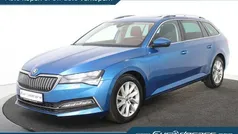 Blauw Gebruikt 2020 Skoda Superb Stationwagen | € 24.850 (Goede deal)