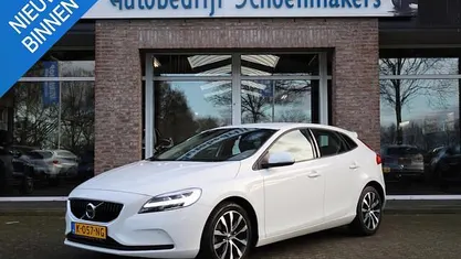 Occasion 2019 Volvo V40 Hatchback | € 18.995 (Eerlijke prijs)