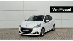 Gebruikt 2019 Peugeot 208 Signature Sky Hatchback | € 12.440 (Eerlijke prijs)