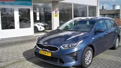 Gebruikt 2019 Kia Ceed Hatchback | € 17.045 (Eerlijke prijs)