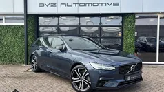Blauw, metallic lak Gebruikt 2022 Volvo V90 Ultimate Stationwagen | € 39.950 (Super prijs)