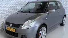Grijs Gebruikt 2005 Suzuki Swift GLS Hatchback | € 1.999 (Eerlijke prijs)
