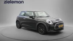 Gebruikt 2021 Mini Cooper Business Hatchback | € 16.345 (Goede deal)