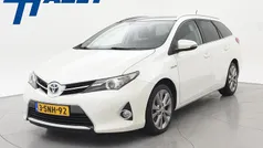 Gebruikt 2013 Toyota Auris Hybrid Stationwagen | € 10.950 (Eerlijke prijs)