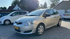Grijs Gebruikt 2008 Toyota Auris Terra Hatchback | € 3.750 (Eerlijke prijs)