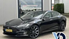 Zwart Gebruikt 2018 Tesla Model S Sedan | € 31.950 (Eerlijke prijs)