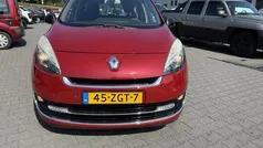 Rood Gebruikt 2012 Renault Grand Scénic III Bose Edition MPV | € 4.999 (Eerlijke prijs)