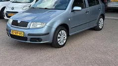 Grijs Gebruikt 2005 Skoda Fabia Ambiente Hatchback | € 1.450 (Eerlijke prijs)