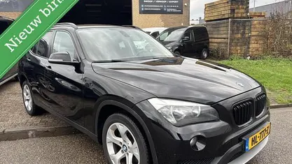 Zwart Gebruikt 2012 BMW X1 SUV | € 9.250 (Eerlijke prijs)