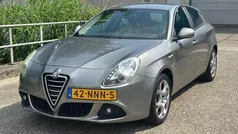 Grijs Gebruikt 2010 Alfa Romeo Giulietta Distinctive Hatchback | € 8.250 (Eerlijke prijs)