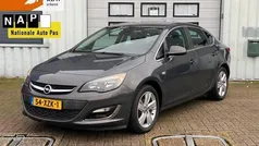 Grijs Gebruikt 2012 Opel Astra Cosmo Sedan | € 4.950 (Eerlijke prijs)