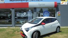 Wit Gebruikt 2018 Toyota Aygo X-play Hatchback | € 11.949 (Eerlijke prijs)