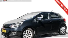 Zwart Gebruikt 2012 Kia Rio Hatchback | € 6.740 (Eerlijke prijs)