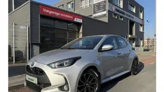 Zilver Gebruikt 2021 Toyota Yaris Hatchback | € 20.750 (Eerlijke prijs)
