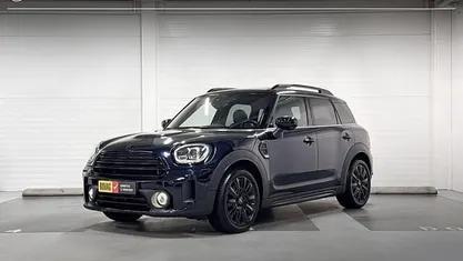 Occasion Mini Cooper Countryman Business 136 PK (100 kW) 2022 Enigmatic black (donker blauw) SUV