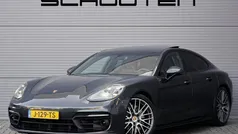 Grijs Gebruikt 2020 Porsche Panamera Sedan | € 69.900 (Eerlijke prijs)