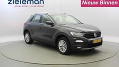 Gebruikt 2020 VW T-Roc Business SUV | € 21.845 (Eerlijke prijs)