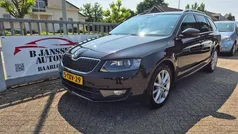 Zwart Gebruikt 2014 Skoda Octavia Business Line Stationwagen | € 9.750 (Eerlijke prijs)