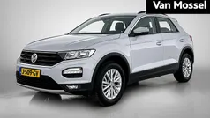 Wit Gebruikt 2020 VW T-Roc Style SUV | € 25.900 (Eerlijke prijs)