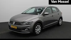 Grijs Gebruikt 2020 VW Polo Comfortline Hatchback | € 15.400 (Eerlijke prijs)