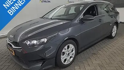 Grijs Gebruikt 2023 Kia Ceed Sportswagon Stationwagen | € 18.950 (Super prijs)