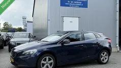 Gebruikt 2014 Volvo V40 Business Edition Stationwagen | € 4.999 (Eerlijke prijs)