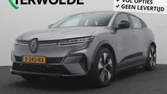 Gris schiste Gebruikt 2024 Renault Mégane Evolution Stationwagen | € 28.945