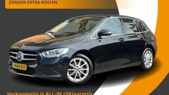 Zwart Gebruikt 2019 Mercedes B180 Edition MPV | € 23.400 (Eerlijke prijs)