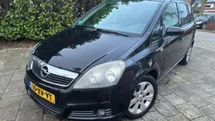 Zwart Gebruikt 2007 Opel Zafira MPV | € 1.750 (Goede deal)