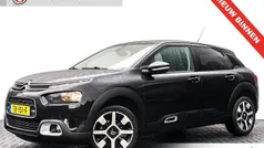 Zwart Gebruikt 2018 Citroën C4 Cactus PureTech Hatchback | € 15.740 (Eerlijke prijs)