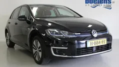 Zwart Gebruikt 2020 VW e-Golf Hatchback | € 13.249 (Eerlijke prijs)
