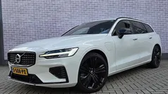 Gebruikt 2020 Volvo V60 R-Design Stationwagen | € 33.899 (Eerlijke prijs)