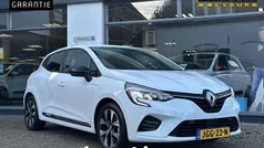 Gebruikt 2023 Renault Clio V Evolution Hatchback | € 21.645 (Eerlijke prijs)