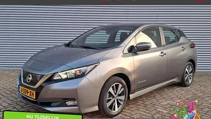 Occasion Nissan Leaf Acenta 110 kW (150 PK) 2020 Grijs Hatchback