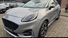 Grijs Gebruikt 2023 Ford Puma ST-Line SUV | € 21.745 (Eerlijke prijs)