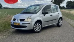 Grijs Gebruikt 2007 Renault Modus Authentique MPV | € 2.350 (Eerlijke prijs)