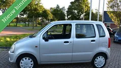 Grijs Gebruikt 2005 Opel Agila Hatchback | € 1.450 (Eerlijke prijs)